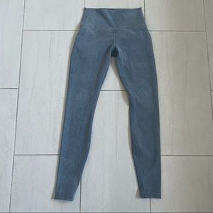 Lululemon Wunder Under Luxtreme